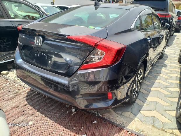 Honda Civic 2019 Blue