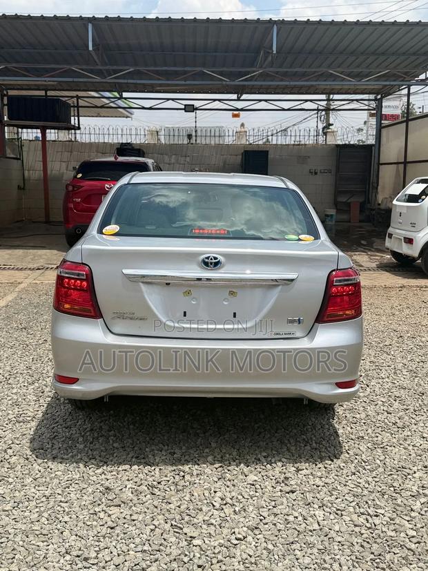 Toyota Axio 1.5 Hybrid 2WD 2019 White