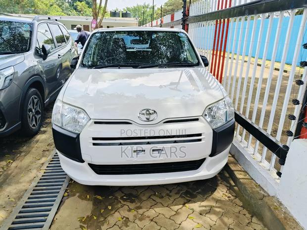 Toyota Probox 1.5 DX 2WD 2018 White