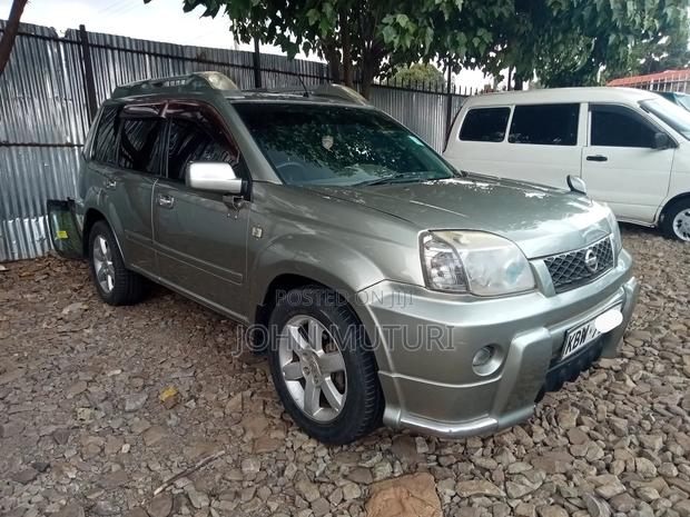 Nissan X-Trail 2006 Gold