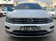 Volkswagen Tiguan 2018 White for sale