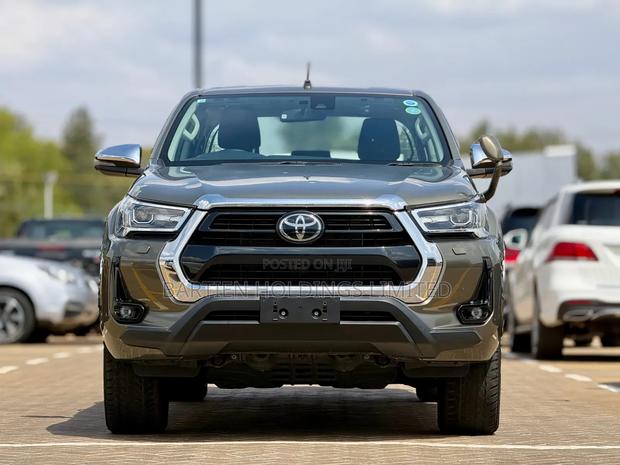 Toyota Hilux 2021
