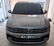 Volkswagen Tiguan 2018 Gray for sale