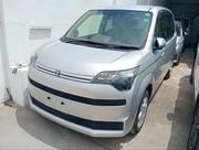 Toyota Spade 2018 Silver for sale