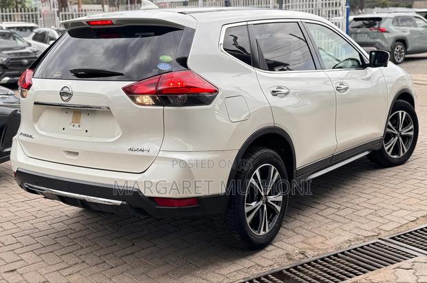 Nissan X-Trail 2019 White