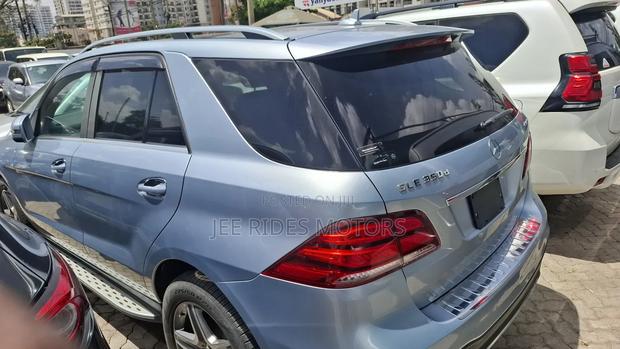 Mercedes-Benz GLE-Class GLE 350d 4MATIC 2019 Blue