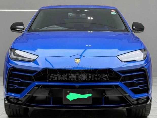 Lamborghini Urus 2021 Blue