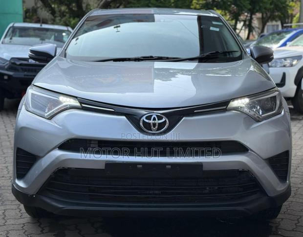 Toyota RAV4 2016 Silver