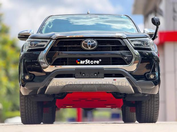 Toyota Hilux 2.4 Diesel 2020 Silver