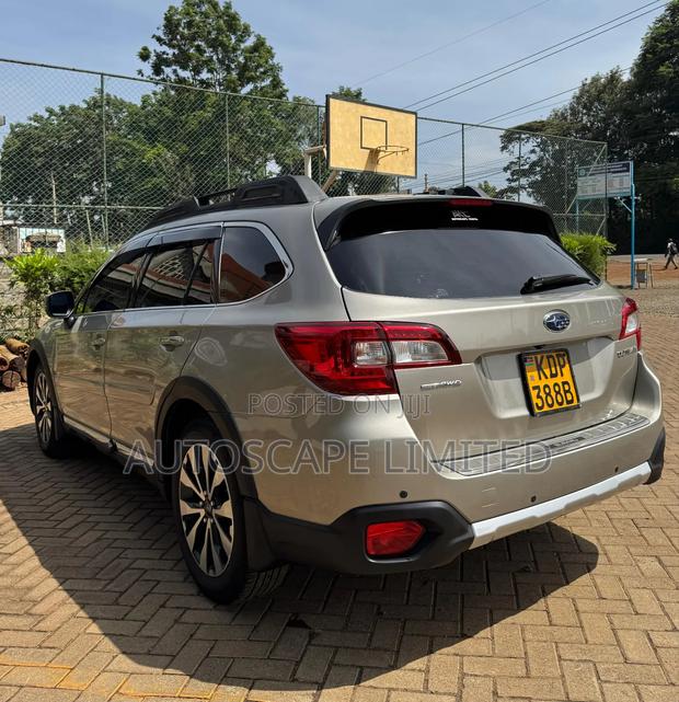 Subaru Outback 2016 Brown