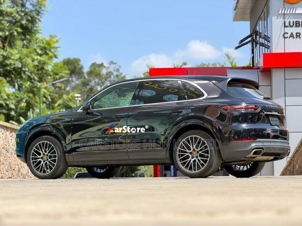Porsche Cayenne Base AWD 2019 Blue