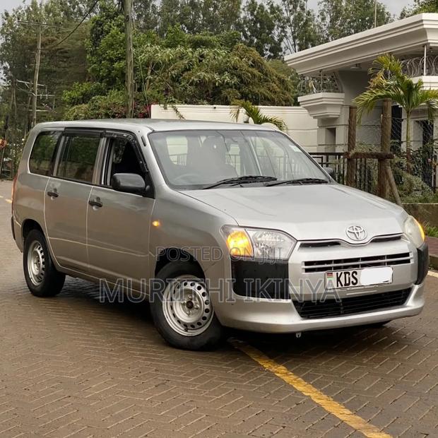 Toyota Probox 2018 Silver