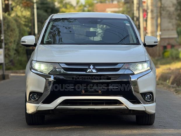 Mitsubishi Outlander 2.0 PHEV AWD 2017 White