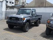 Toyota Land Cruiser 4.0 V6 GXR 2019 Gray for sale