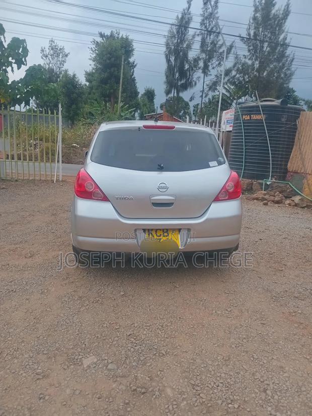 Nissan Tiida 2008 Silver