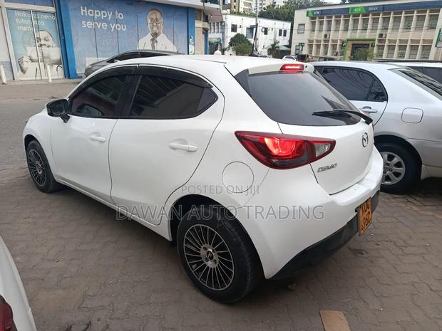 Mazda Demio 2017 White