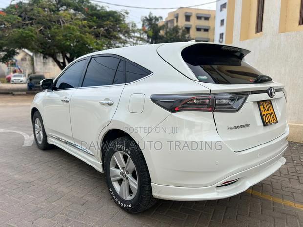Toyota Harrier 2017 White