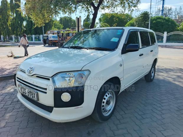 Toyota Probox 2017 White
