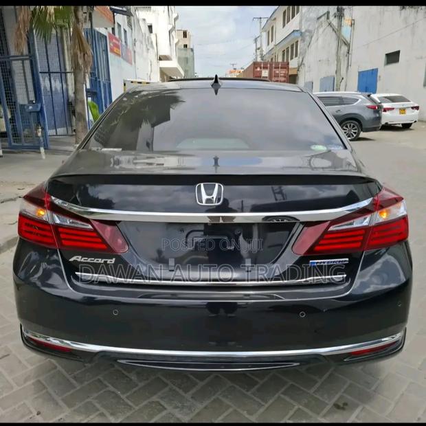 Honda Accord Hybrid 2019 Black