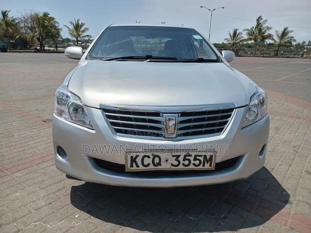 Toyota Premio 2012 Silver