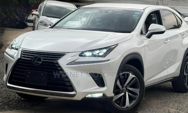 Lexus NX 300 FWD 2018 White