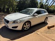 Volvo V60 2015 White for sale