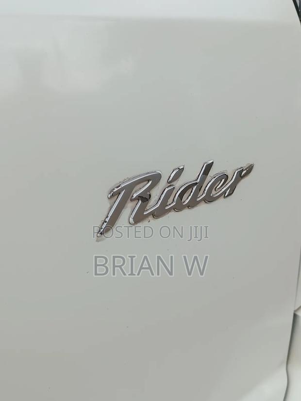 Nissan X-Trail 2006 White