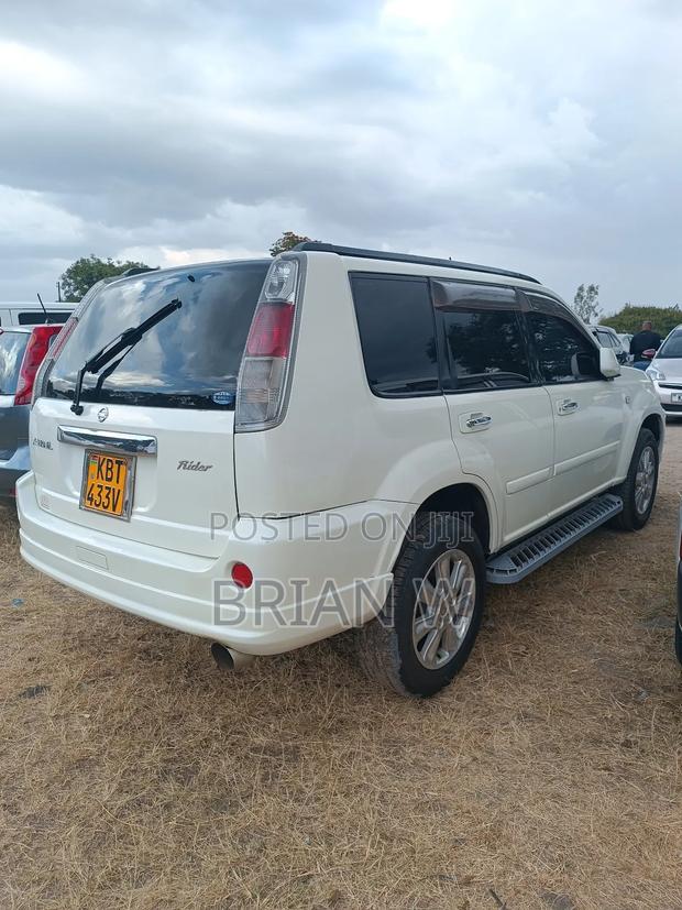 Nissan X-Trail 2006 White