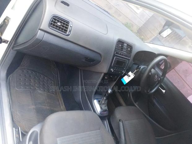 Volkswagen Polo 2019 White