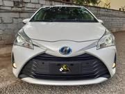 Toyota Vitz 1.5 FWD Hybrid 5dr 2018 White for sale