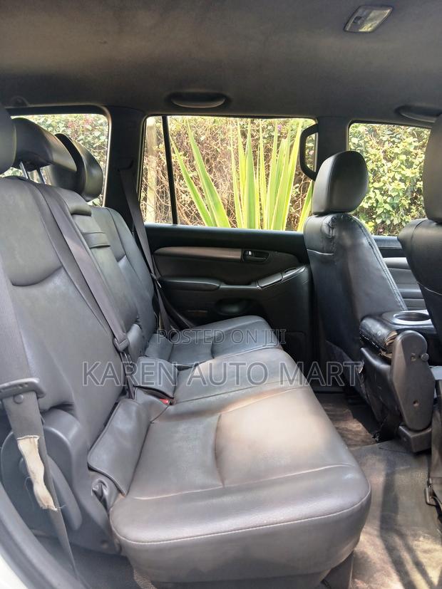 Toyota Land Cruiser Prado 2006 White