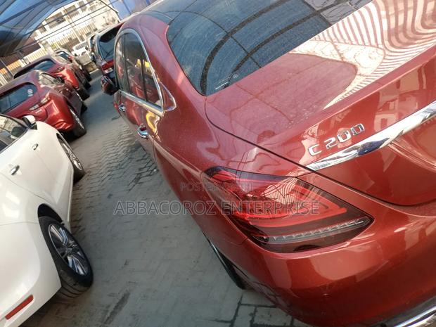 Mercedes-Benz C200 2018 Red