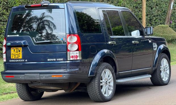 Land Rover Discovery 2013 Matt Black
