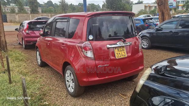 Toyota Ractis 1.5 FWD 2008 Red