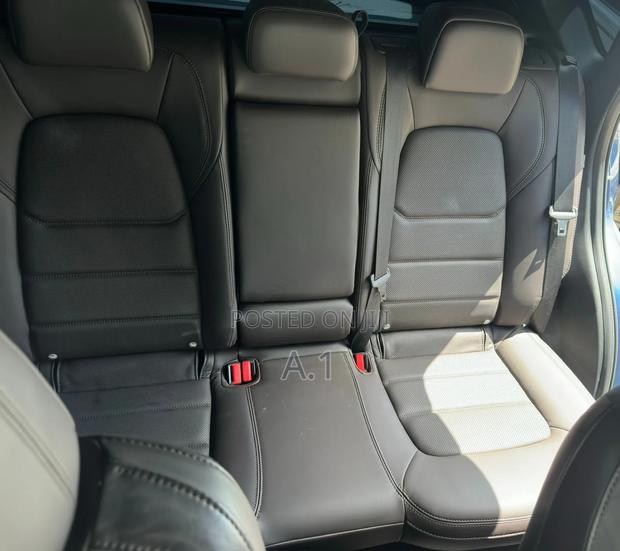 Mazda CX-5 2.2 Diesel FWD 2019 Blue