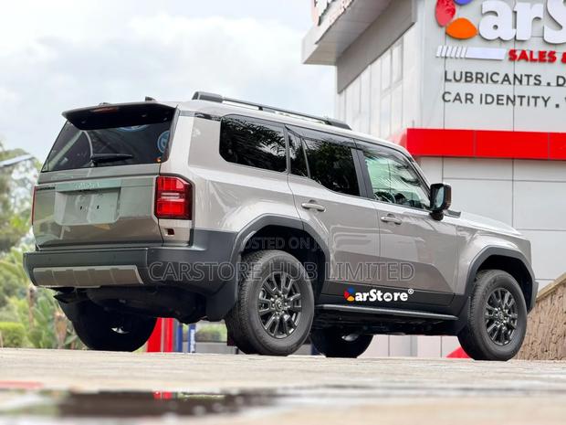 Toyota Land Cruiser Prado 2.8 2024 Brown