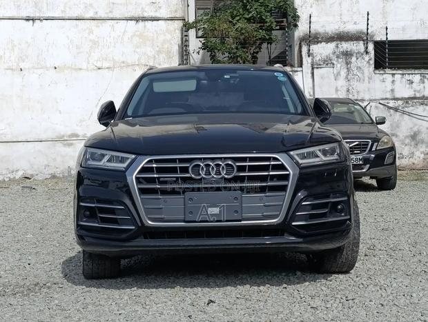 Audi Q5 2018 Black