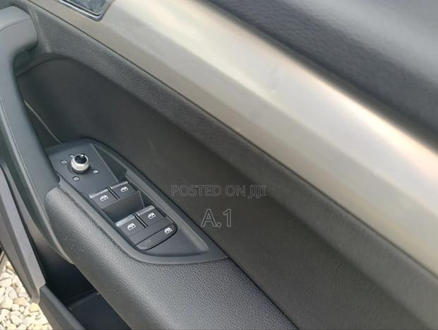 Audi Q5 2018 Black