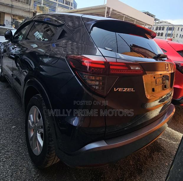 Honda Vezel 1.5 Hybrid 2WD 2019 Gray