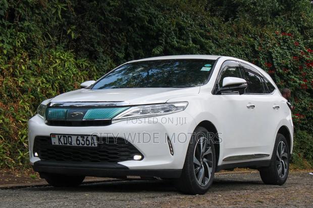 Toyota Harrier 2.0 Turbo 4WD 2018 White