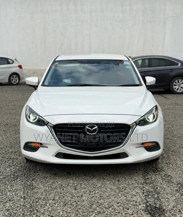 Mazda Axela 2019 White