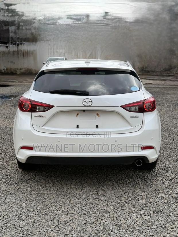 Mazda Axela 2019 White