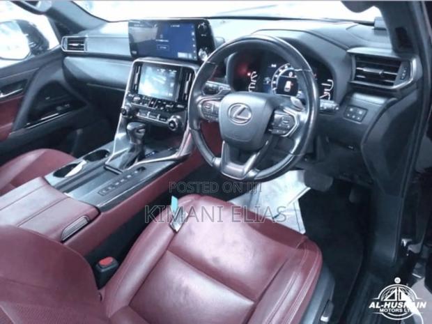 Lexus LX LX 600 2023 Black