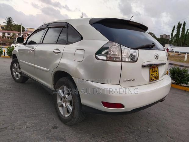 Toyota Harrier 2012 White