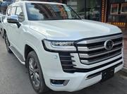 Toyota Land Cruiser 2023 White for sale
