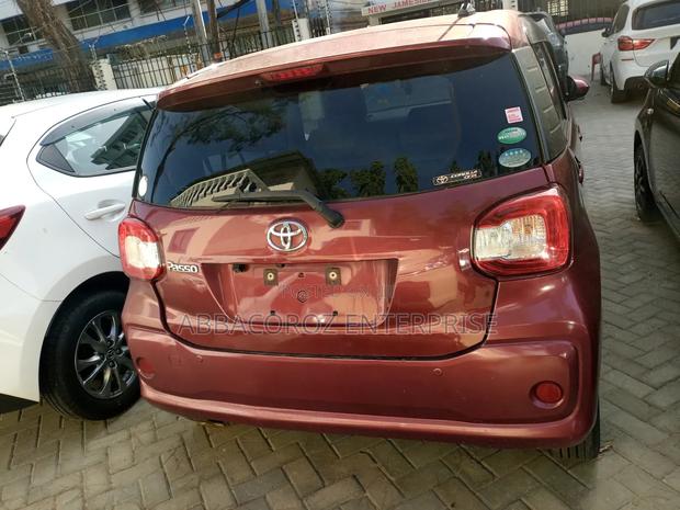 Toyota Passo 1.0 AWD 2017 Maroon