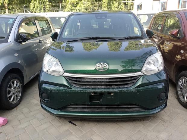 Toyota Passo 1.0 AWD 2017 Pearl