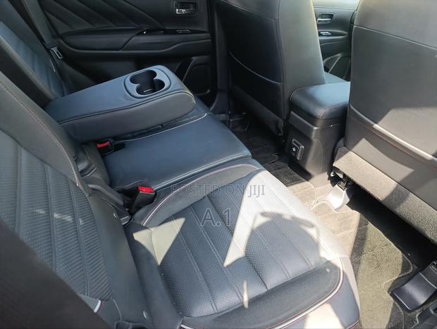 Mitsubishi Outlander 2019 Black