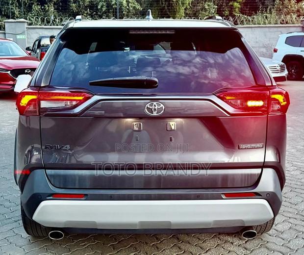 Toyota RAV4 Adventure 2019 Gray