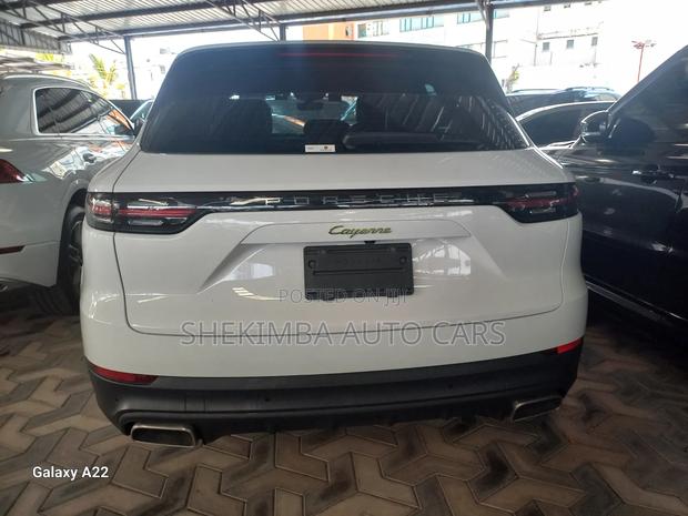 Porsche Cayenne 2019 White